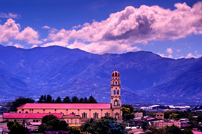 #ticostaca - Alajuela mon amour
